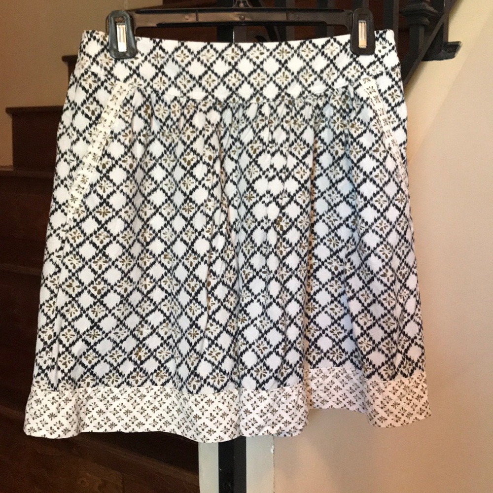 EUC - Loft skirt